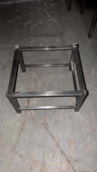 Soporte acero 64x60x40