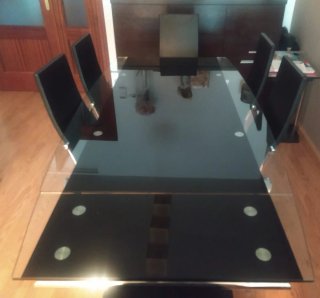 Mesa de Cristal con 6 Sillas