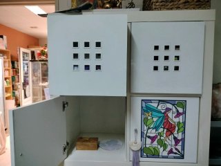Estantería IKEA Blanca con Puertas y Cajas