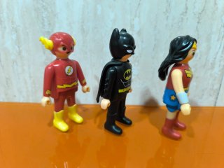 3 Figuras Playmobil DC Superhéroes