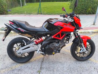 Aprilia Shiver 750 Naked