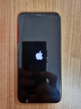 Apple iPhone Xs 64GB Space Gray