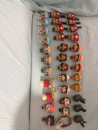 Vendo o intercambio Figuras One Piece Kinder Joy