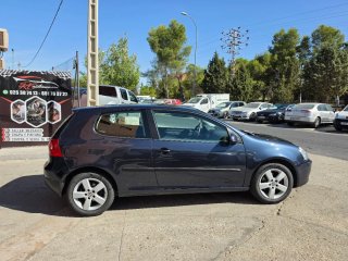 Volkswagen Golf 2005