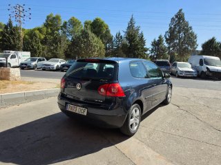 Volkswagen Golf 2005