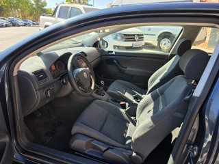 Volkswagen Golf 2005