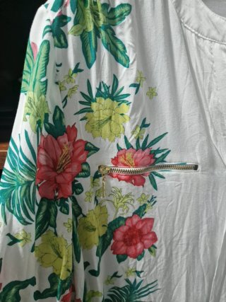 Blusa Cortefiel floral manga larga