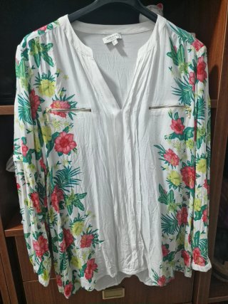 Blusa Cortefiel floral manga larga