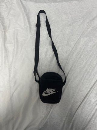 Riñonera Nike Negra Unisex Original