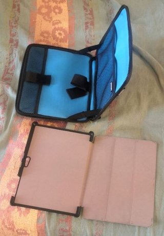 Custodia e cover per tablet Surface Go
