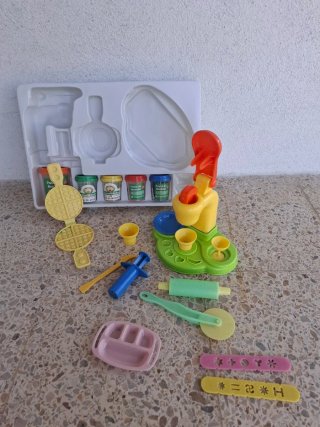 Juego de modelar postres