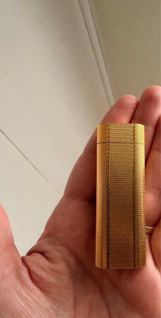 Encendedor Cartier bañado en Oro