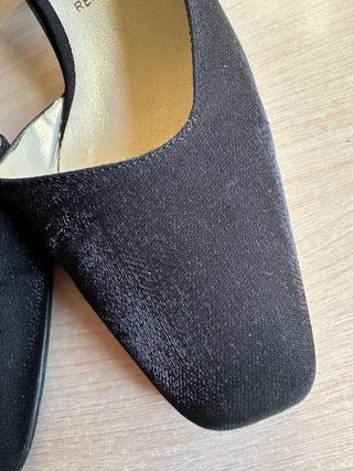 Tacones Marian Negros