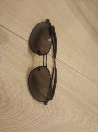 Gafas de sol Ray-Ban negras y grises