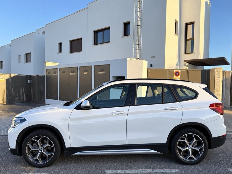 BMW X1 xDrive 18d (F48) 2017, foto 2