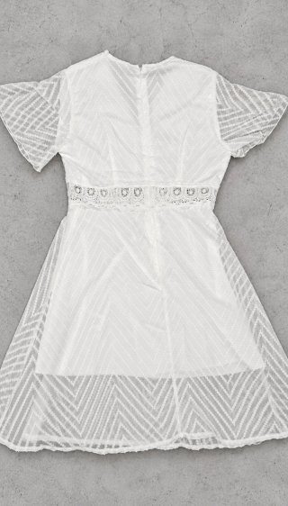 Vestido blanco de encaje