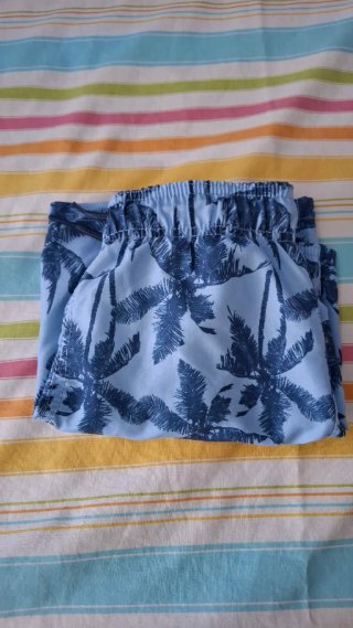 Lote de 2 bañadores de niño.