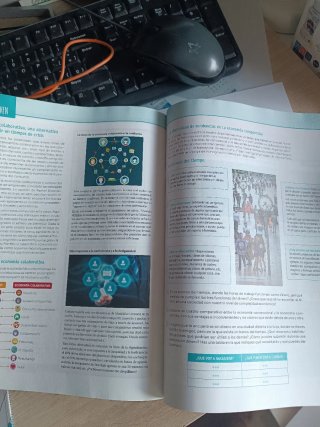 1 Bachillerato, Economía Revuela SM