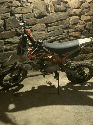Moto 110cc Enduro/Motocross naranja y Blanca