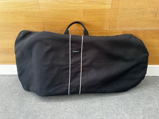 Hamaca BabyBjörn Gris