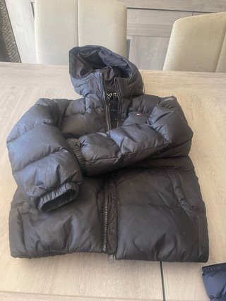 Abrigo Tommy Hilfiger niño T.128