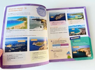 Social Science de 3° Primaria, editorial Sanillana