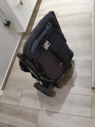 Silla de paseo Joie gris
