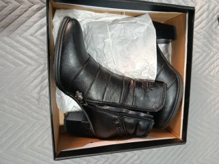 Botines Rock Rebel negros sin estrenar