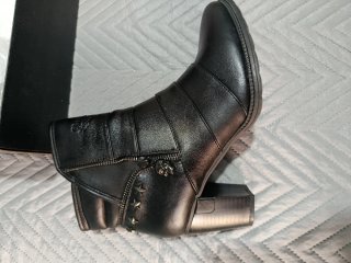Botines Rock Rebel negros sin estrenar