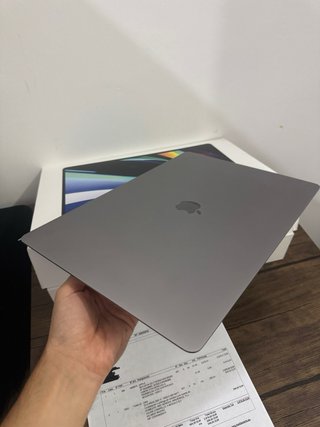 MacBook Pro 16” A2141 2019 i7 16GB 512GB RadeonPro