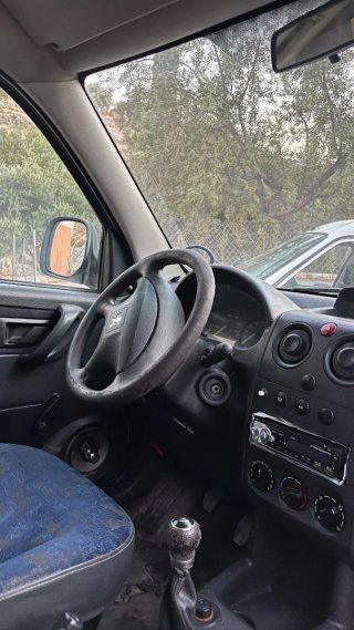 PEUGEOT PARTNER 1.4 GASOLINA – 75 CV – ETIQUETA B