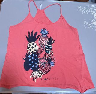 Camiseta de tirantes Stradivarius salmón