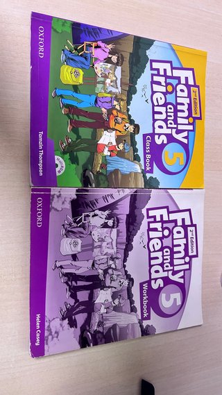 Family and Friends 5 Class book