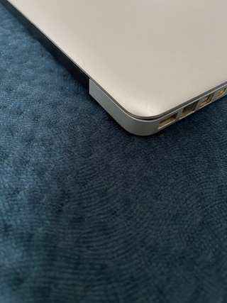 Macbook Pro 15" SSD 120 GB/4 GB RAM (Bateria Nova)