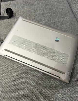 Portátil HP EliteBook 645 G11 14