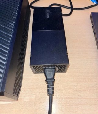 Consola Xbox One + 4 juegos