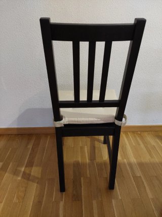 Mesa extensible IKEA con 4 sillas