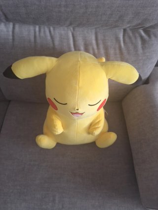 Peluche Pikachu