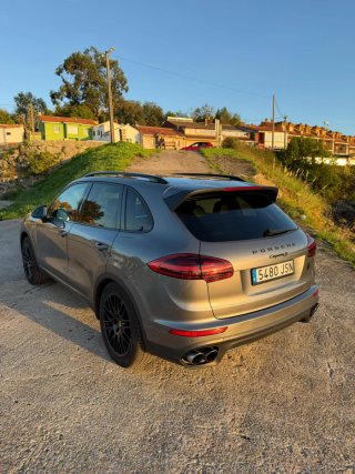 Porsche Cayenne 2016
