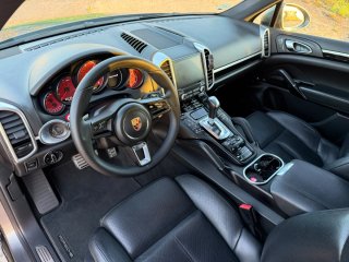 Porsche Cayenne 2016