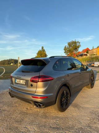 Porsche Cayenne 2016