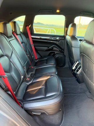 Porsche Cayenne 2016