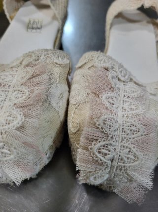Zapatos de comunión encaje beis