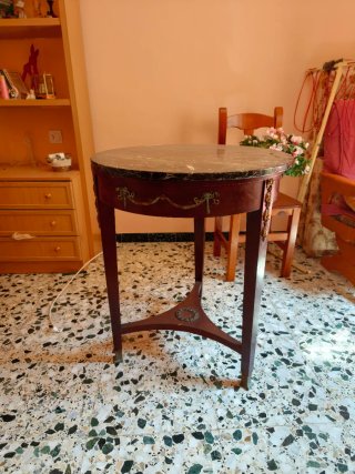 Tavolo Rotondo in Marmo