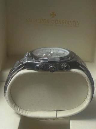 Reloj MOD estilo Vach Const  Cronógrafo Plateado