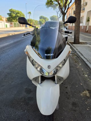 Suzuki Burgman 250