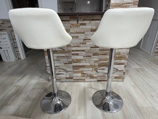2 Taburetes Bar Beige/Blanco Regulables