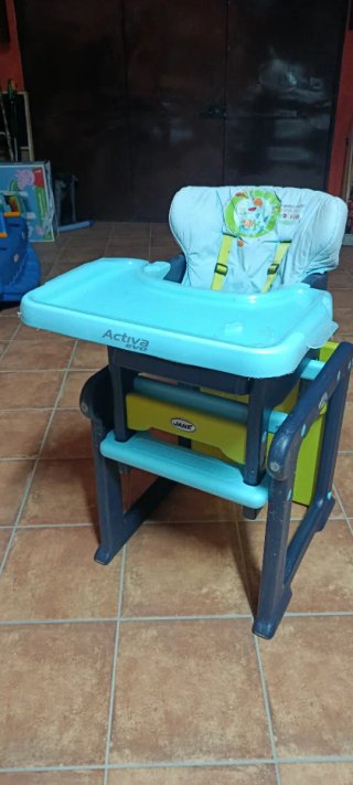 Trona y mesa convertible Jane Activa Evo