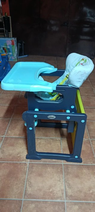 Trona y mesa convertible Jane Activa Evo