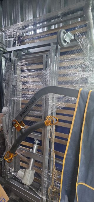 Vendo lote cama articulada, grúa, y wc, para perso